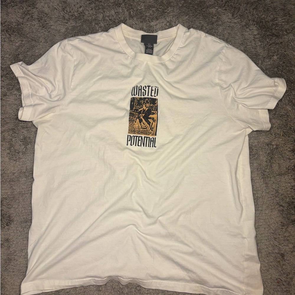 H&M Cream/White Graphic Tee